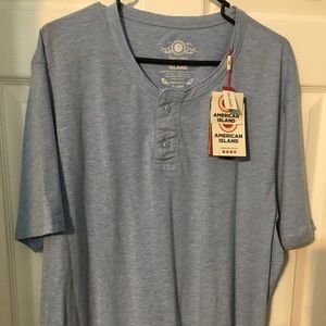 Men’s short sleeve shirt. Should be labeled as 3X.